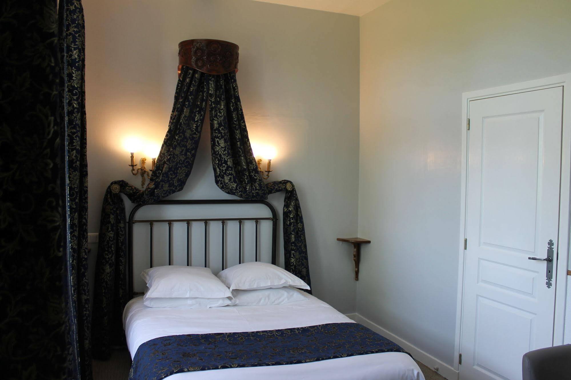 Manoir XV Domaine De Peyrafort Тюл Екстериор снимка